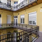 Real Apartments Lovag