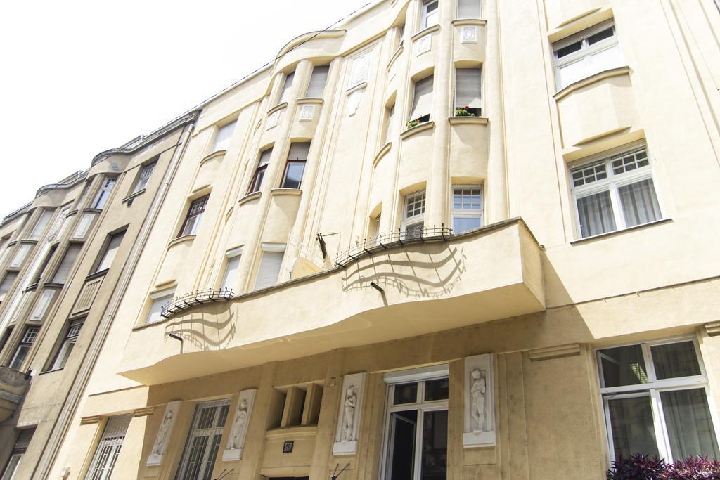 Real Lovag Apartment