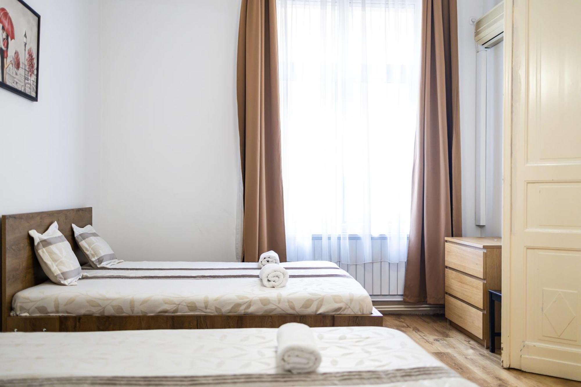 Real Lovag Apartment *
