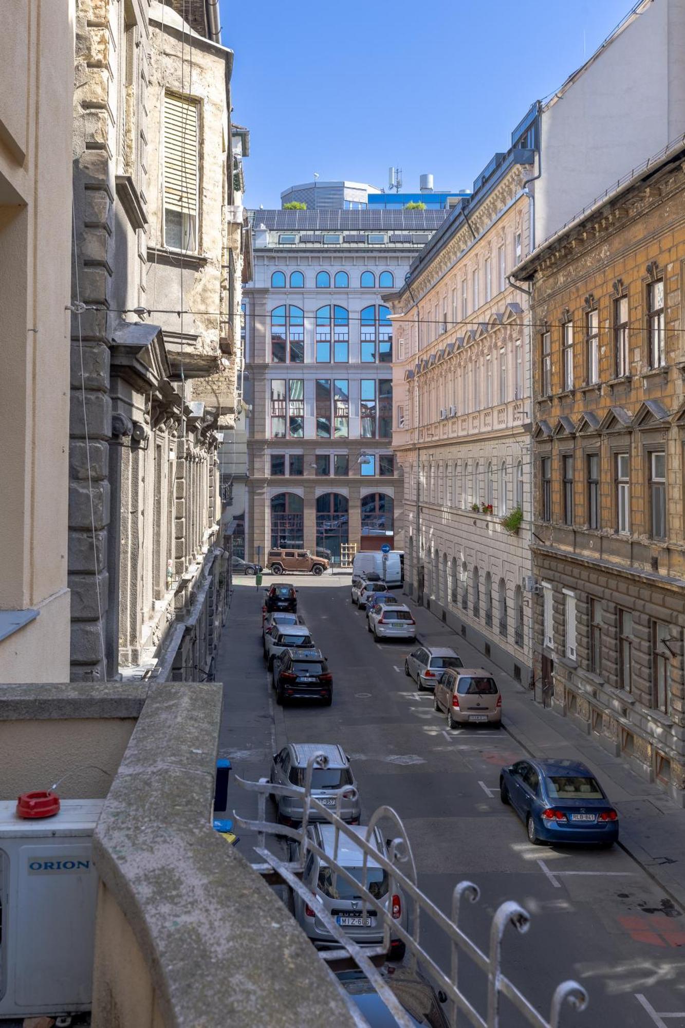 Real Lovag Apartment Budapest